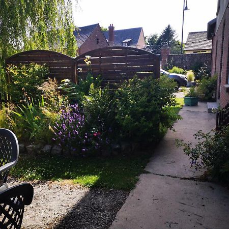 Gite A La Ferme - Baie De Somme Saint-Quentin-Lamotte-Croix-au-Bailly エクステリア 写真
